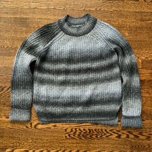 Old Navy Sweater